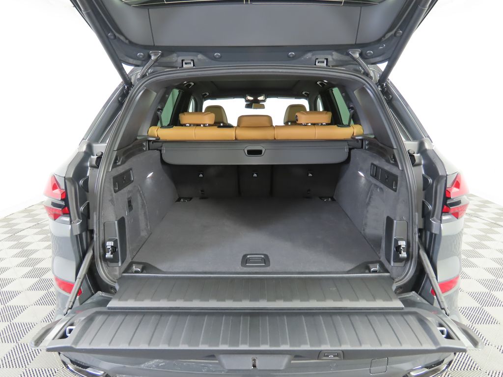 Thumbnail: 2026 BMW X5 - 29