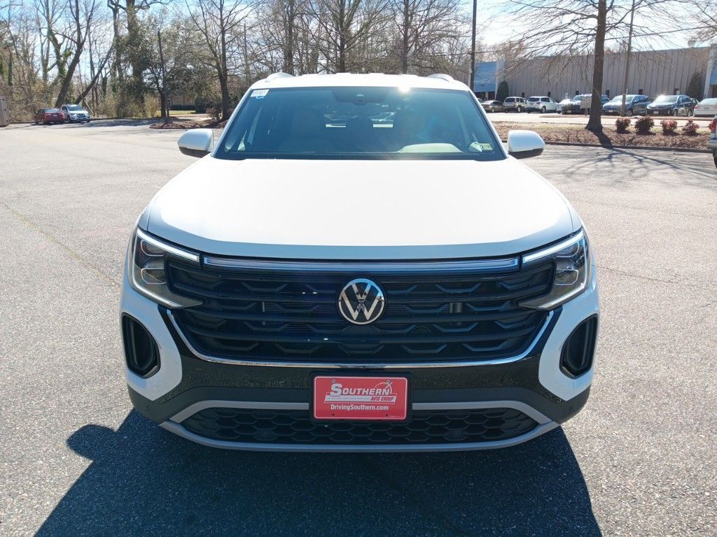 2024 Volkswagen Atlas Cross Sport 2.0T SE w/Technology 8