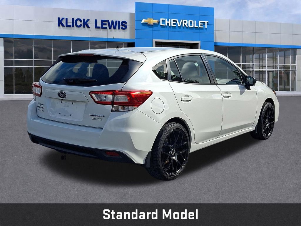 2017 Subaru Impreza 2.0i White at Subaru and VW of Moon Township