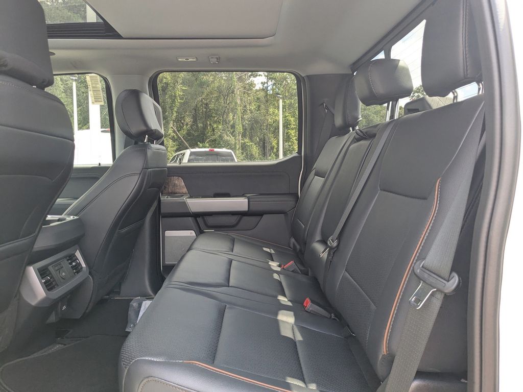 2025 Ford F-250 Super Duty Lariat