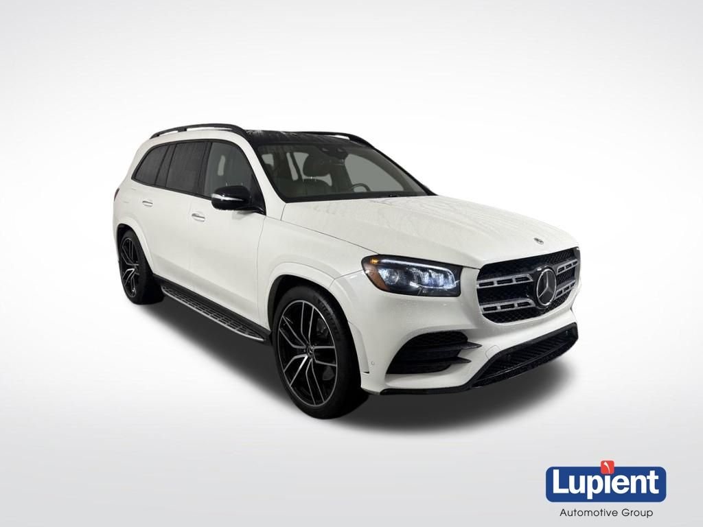 MANUFAKTUR Diamond White Bright 2022 Mercedes-Benz GLS 580 4MATIC SUV / Crossover All-Wheel Drive 9-Speed Automatic
