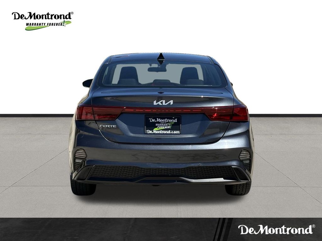 2024 Kia Forte LXS - 5