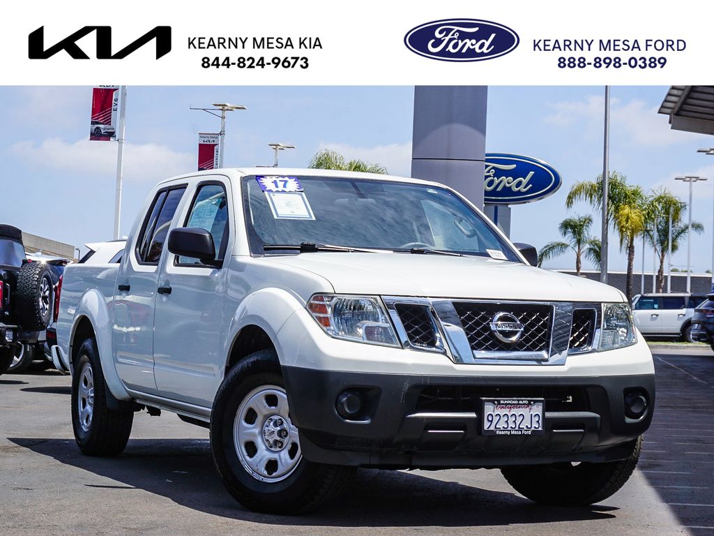 Glacier White 2017 Nissan Frontier S Crew Cab Pickup Truck 4X2 5-Speed Automatic Overdrive