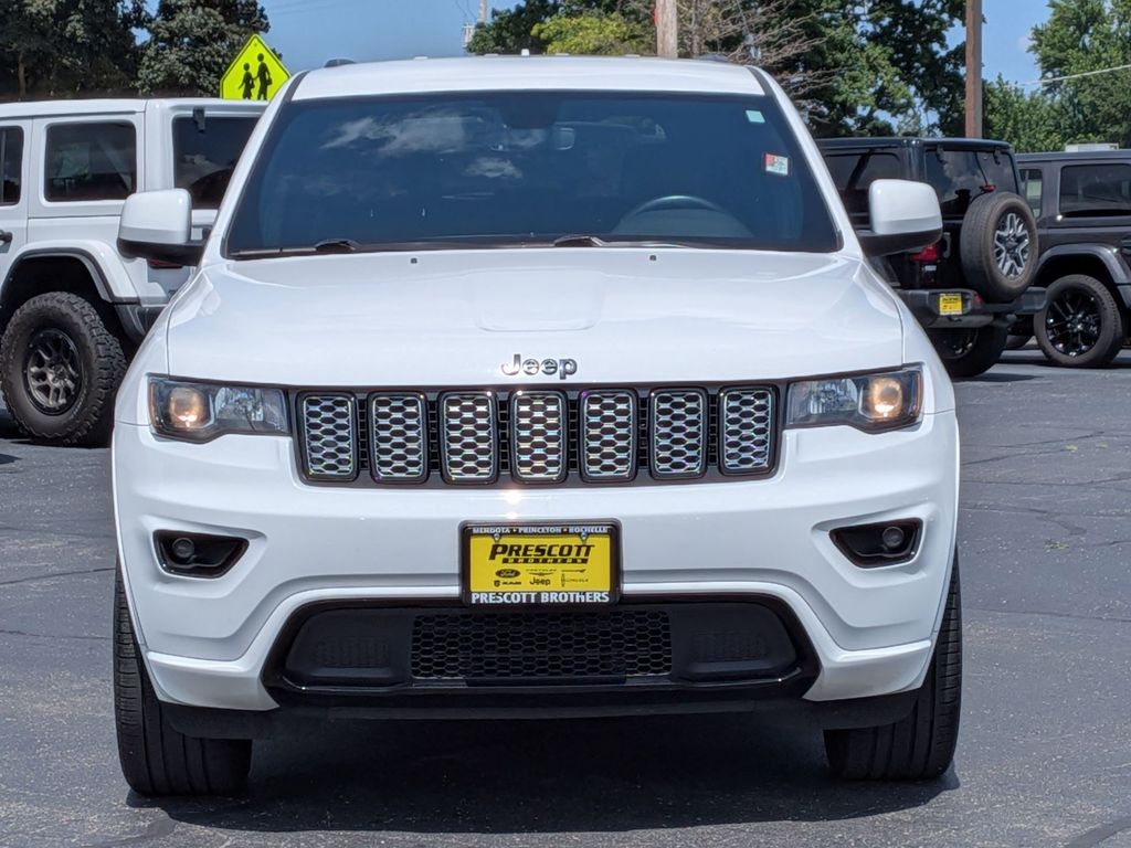Used 2019 Jeep Grand Cherokee Altitude with VIN 1C4RJFAG8KC692867 for sale in Mendota, IL