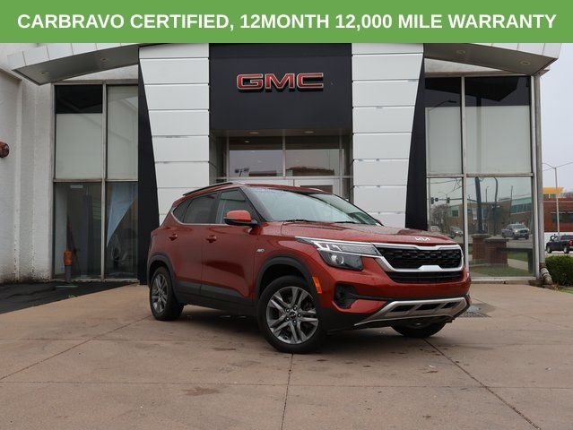 Mars Orange 2022 Kia Seltos S AWD SUV / Crossover All-Wheel Drive Continuously Variable Transmission