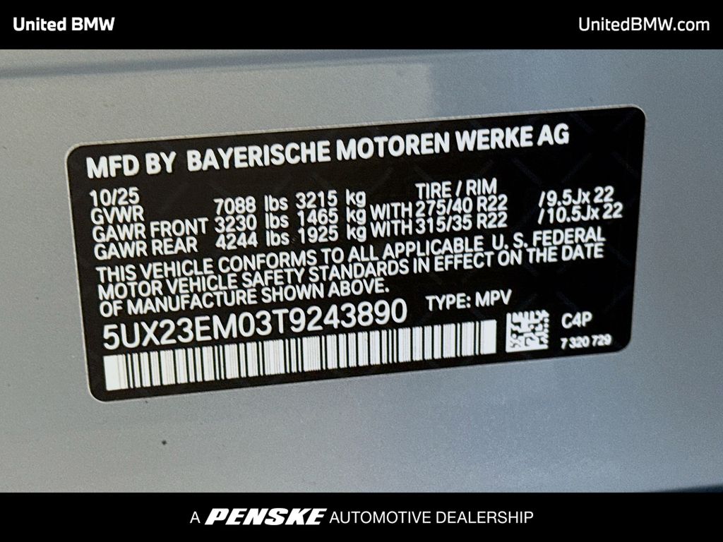 Thumbnail: 2026 BMW X7 - 16