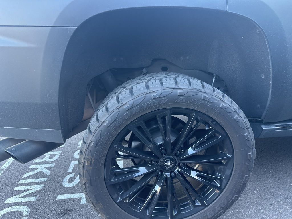 Thumbnail: 2019 GMC Yukon - 6