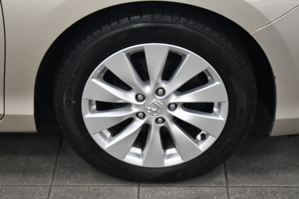 Thumbnail: 2014 Honda Accord - 10