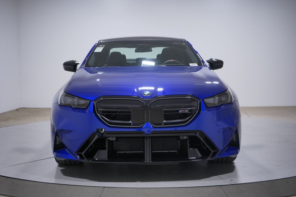 Thumbnail: 2026 BMW M5 - 4
