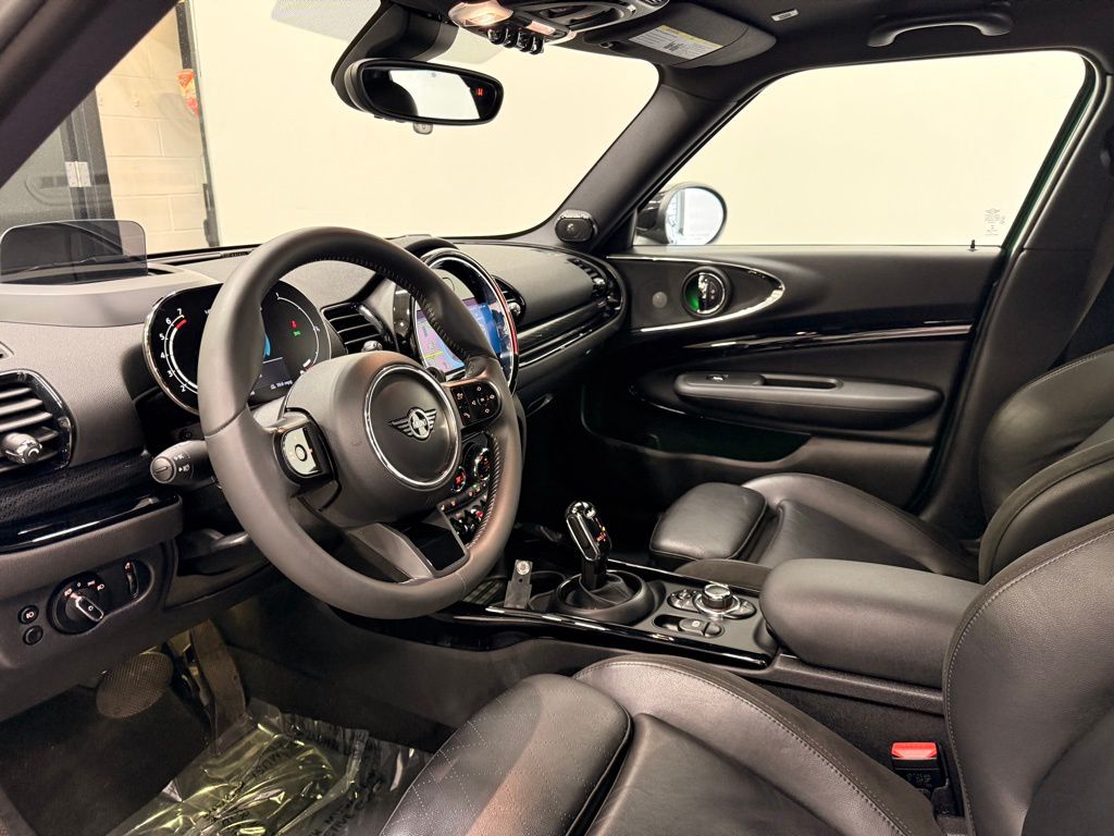 Thumbnail: 2023 MINI Cooper Clubman - 11