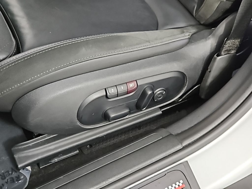 Thumbnail: 2021 MINI Cooper Clubman - 23