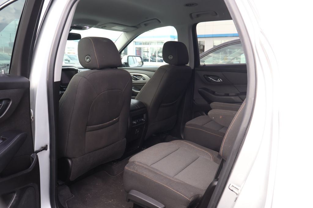 Thumbnail: 2019 Chevrolet Traverse - 31