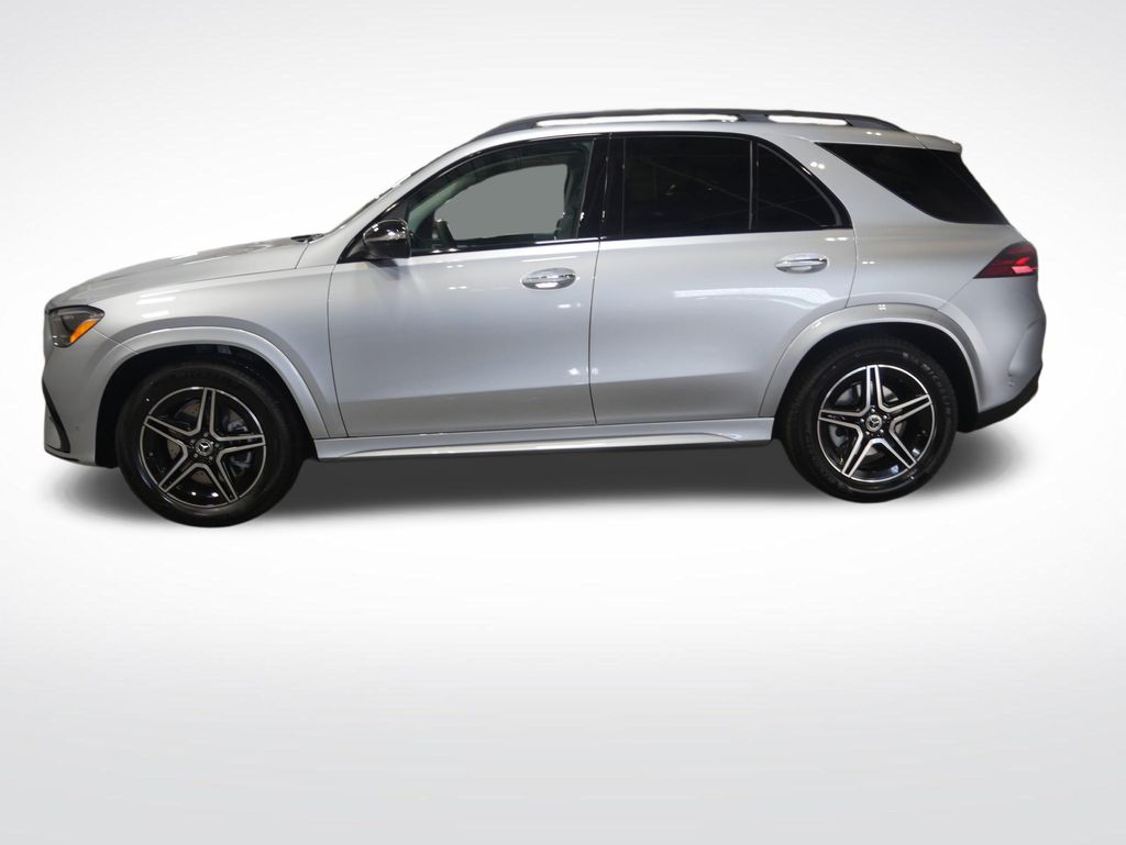 Thumbnail: 2026 Mercedes-Benz GLE - 2