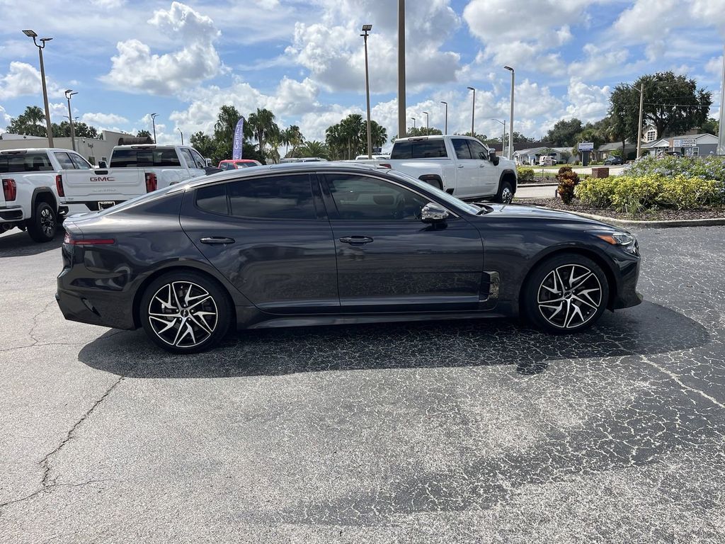 2022 Kia Stinger GT-Line 4