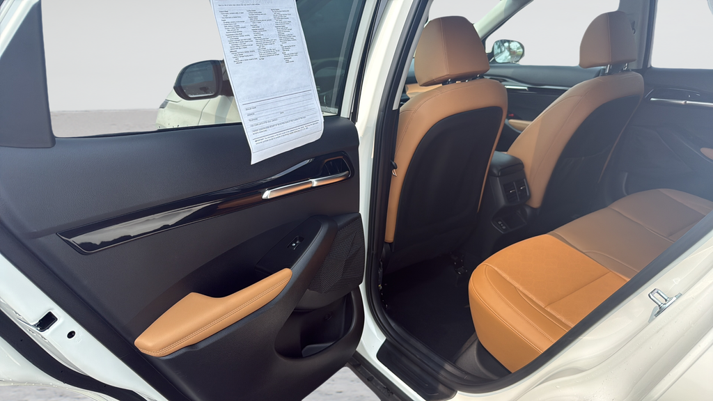 Used 2025 Kia Seltos SUV