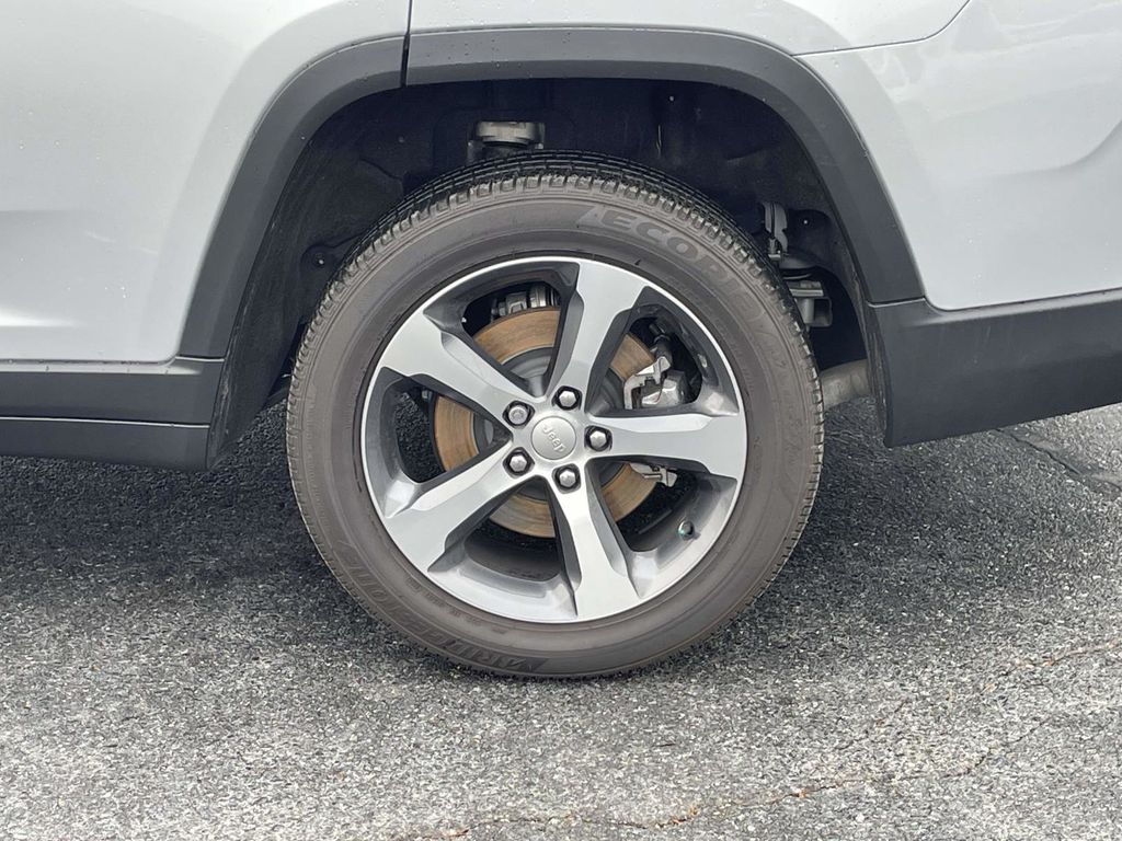 2025 Jeep Grand Cherokee L Limited - Photo 11