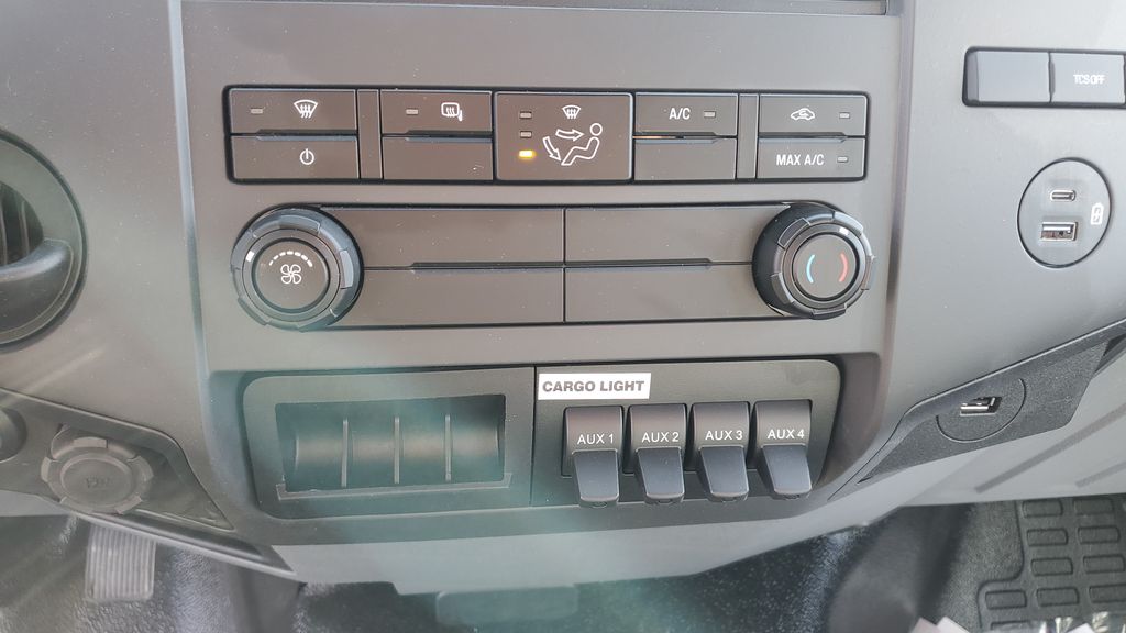 New 2026  Ford Base image 22