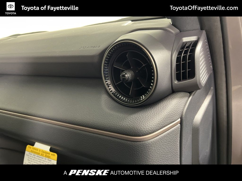 Thumbnail: 2026 Toyota Land Cruiser - 10