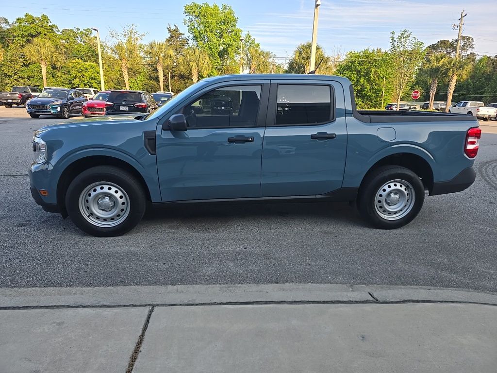 2022 Ford Maverick XL