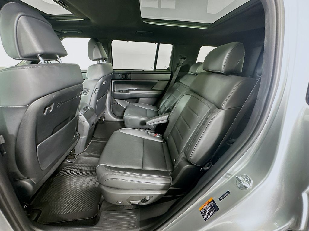Thumbnail: 2025 Hyundai Santa Fe - 25