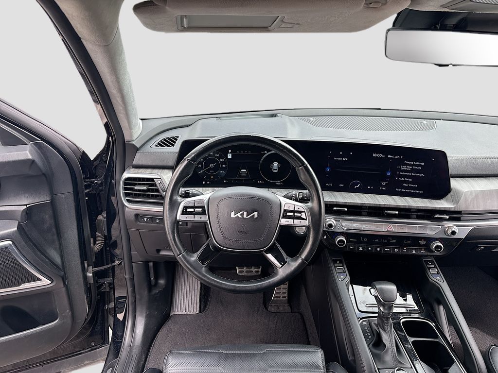 Used 2023 Black Kia SX-Prestige image 24
