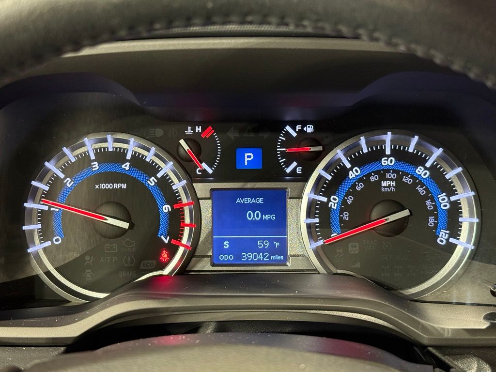 Thumbnail: 2017 Toyota 4Runner - 27