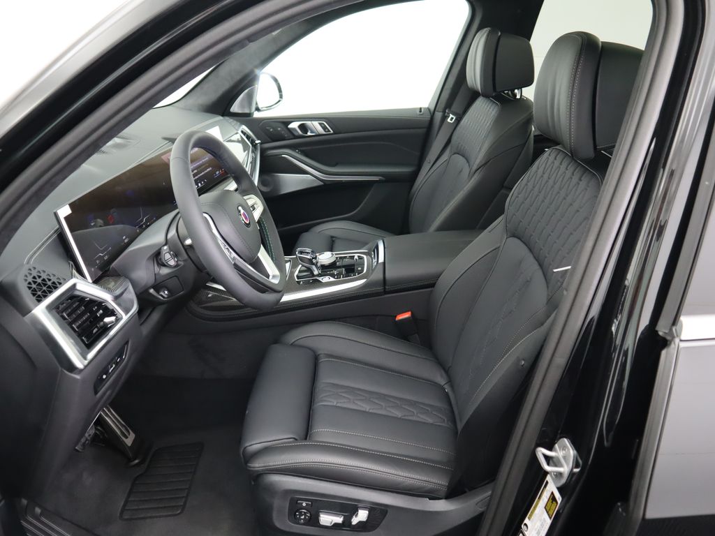Thumbnail: 2026 BMW X7 - 20