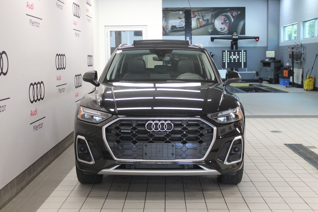 Thumbnail: 2023 Audi Q5 - 9