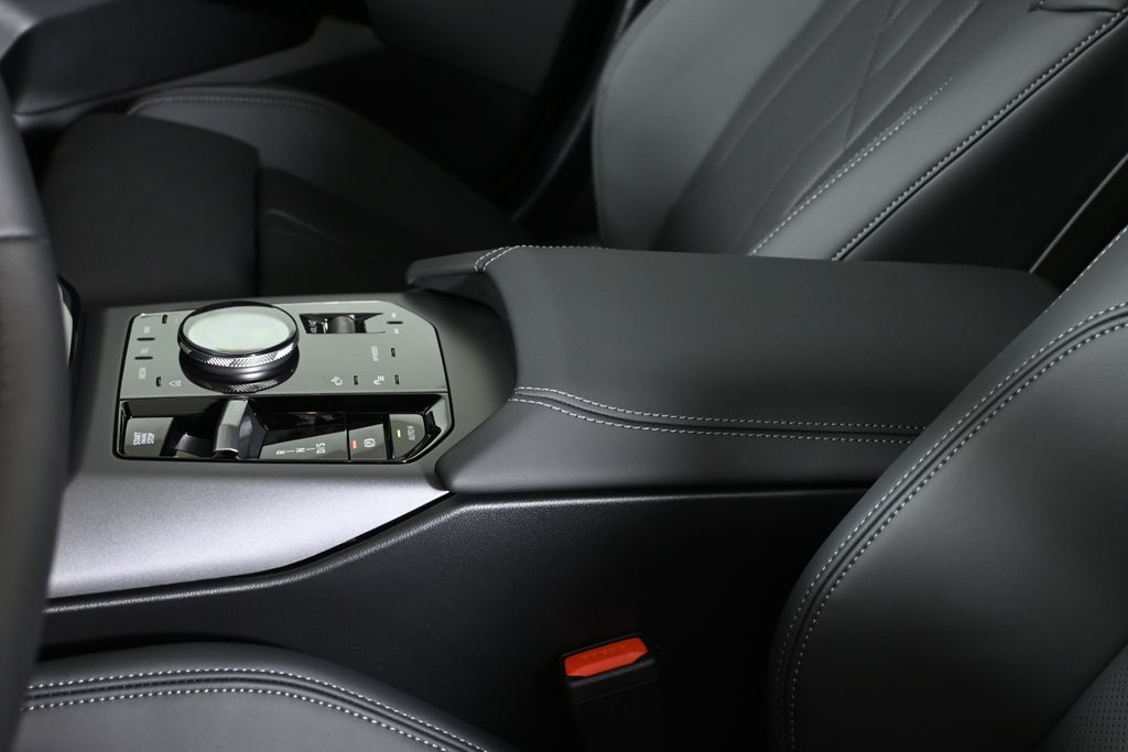 Thumbnail: 2026 BMW X3 - 25