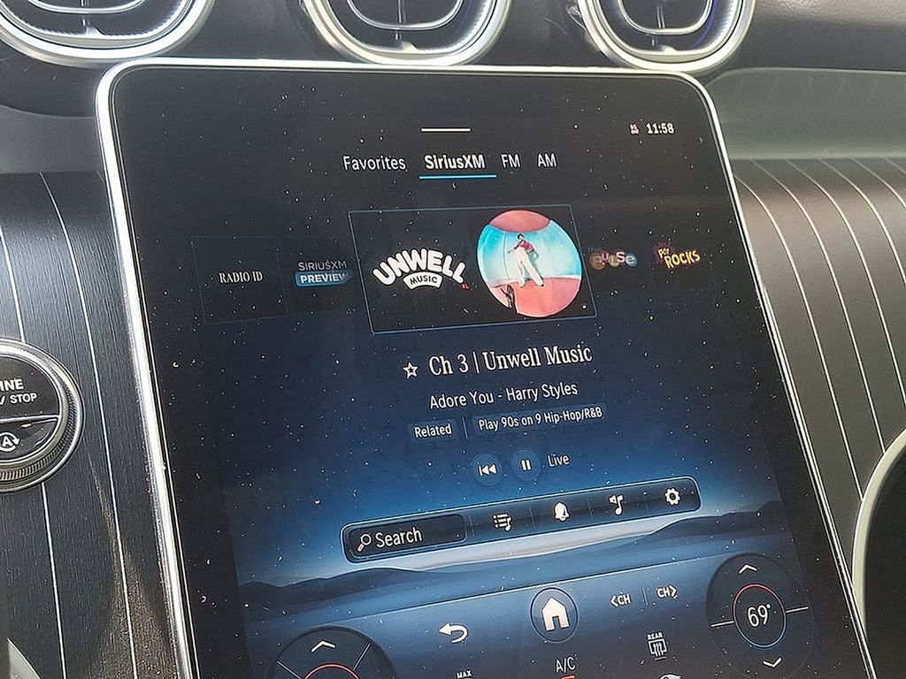 Thumbnail: 2025 Mercedes-Benz GLC - 16