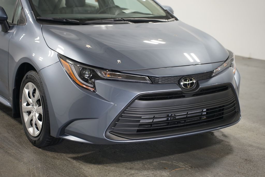 Thumbnail: 2025 Toyota Corolla - 4