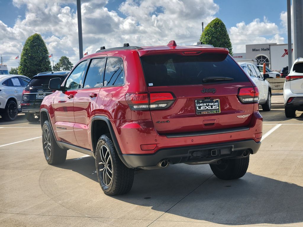 2019 Jeep Grand Cherokee Trailhawk Red at Autostrade