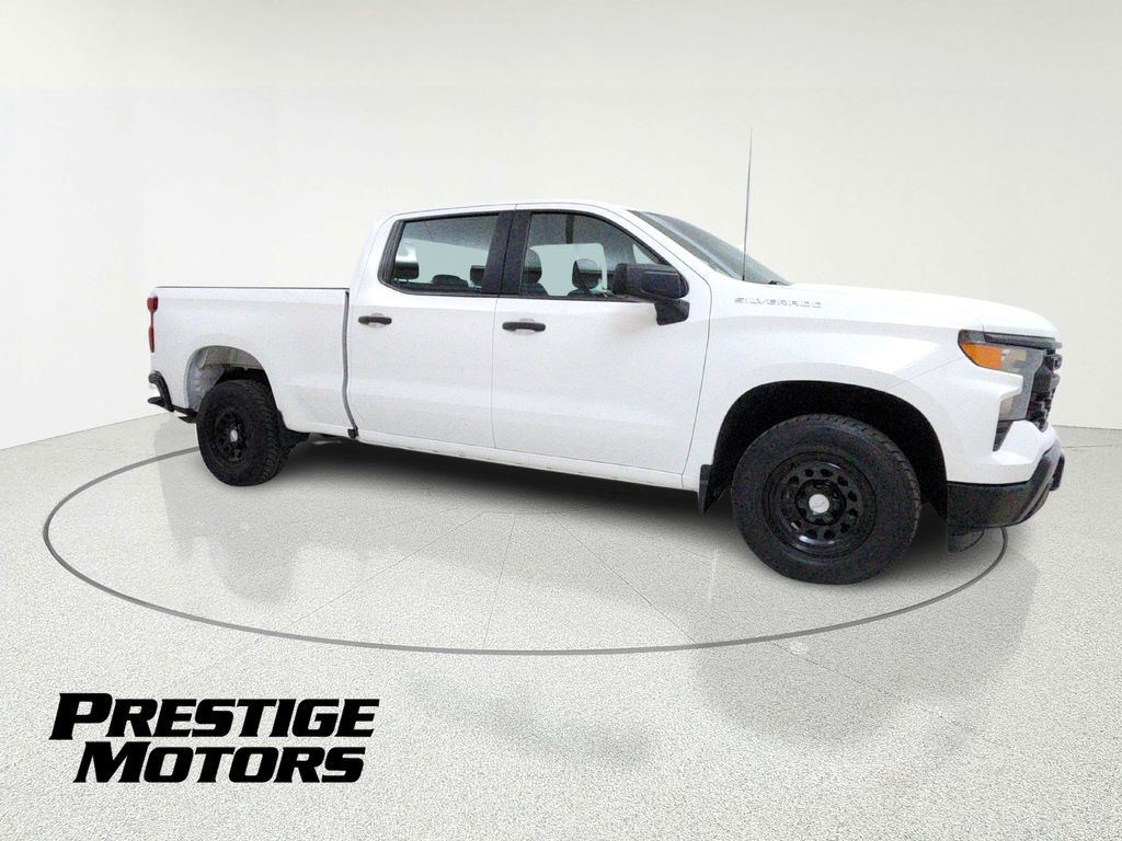 White 2022 Chevrolet Silverado 1500 Pickup Truck Four-Wheel Drive 8-Speed Automatic