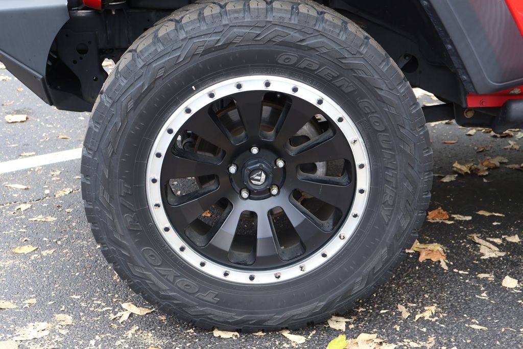 Thumbnail: 2019 Jeep Wrangler - 11