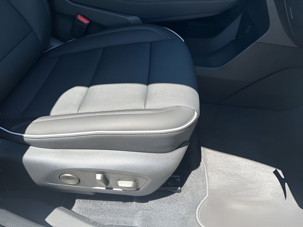 New Car 2025 Buick Enclave  Preferred For Sale Under $50,000 In Austin, Texas