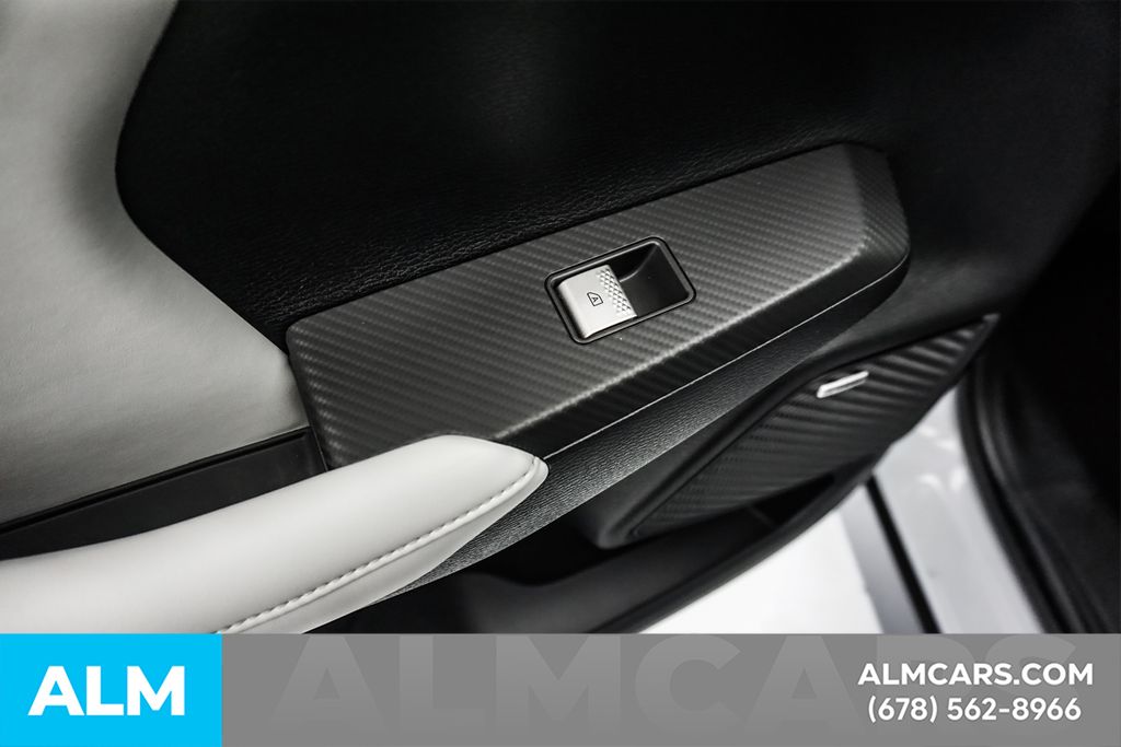 Used 2025 White Mitsubishi SE image 51
