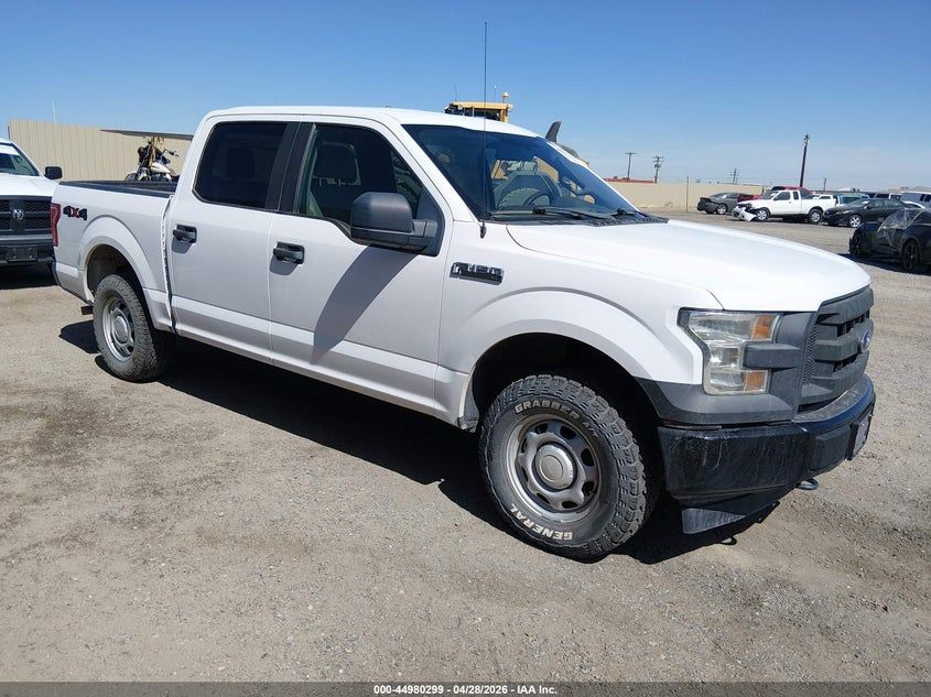 2017 Ford F-150 XL 4x4 SuperCrew 5-1/2 Box's photo