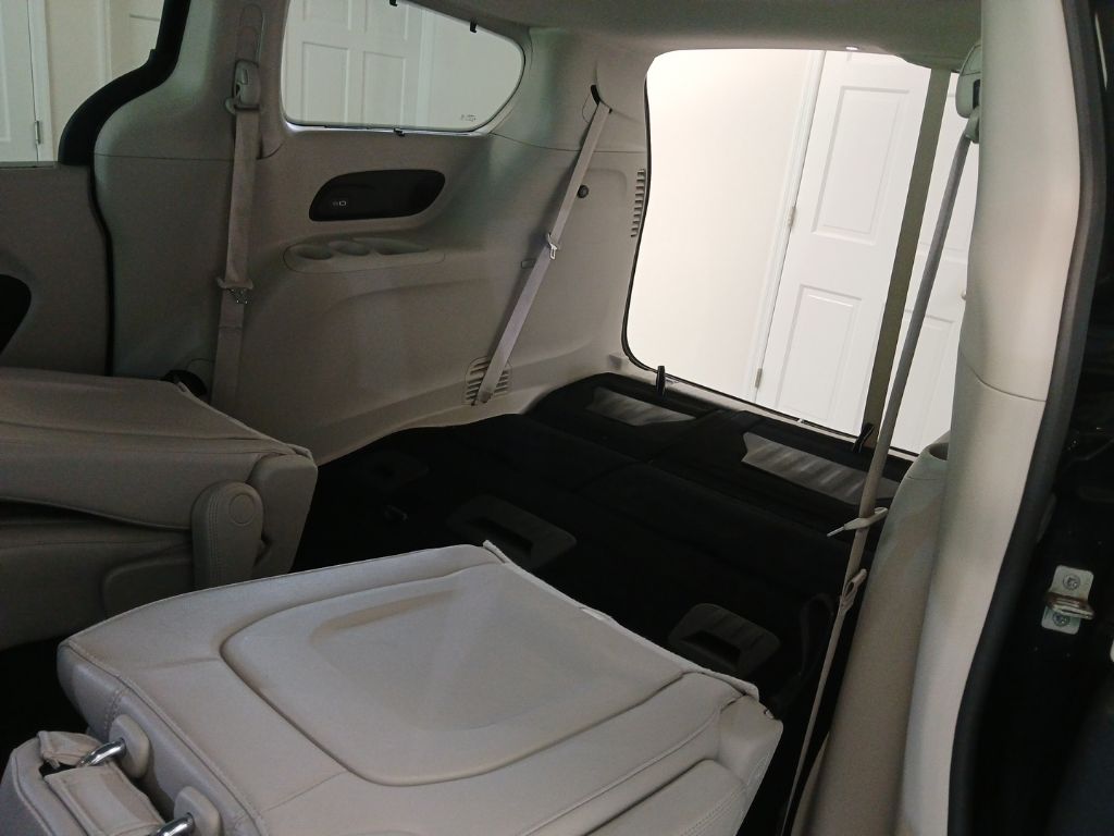 used 2021 Chrysler Pacifica car, priced at $29,500