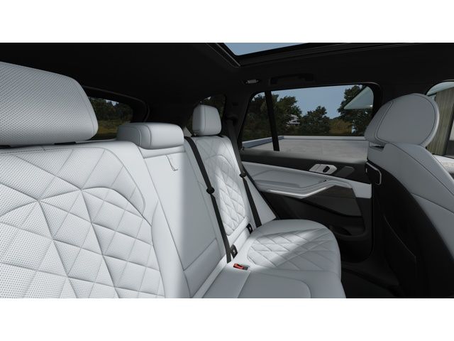 Thumbnail: 2026 BMW X5 - 12