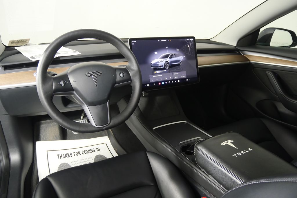 Thumbnail: 2023 Tesla Model 3 - 17