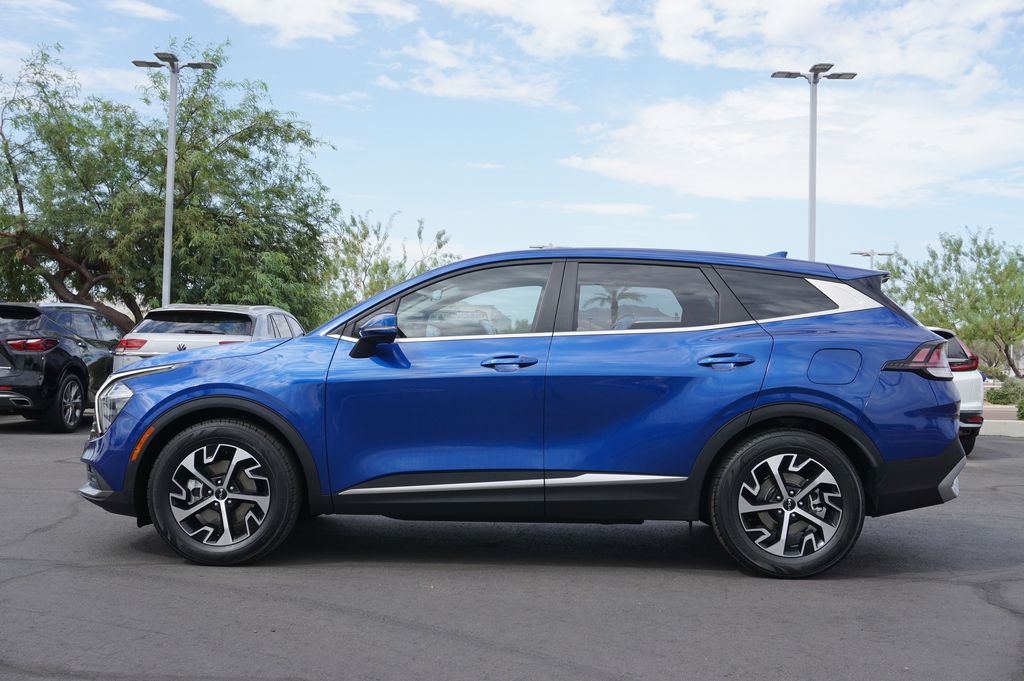 2023 Kia Sportage EX 2