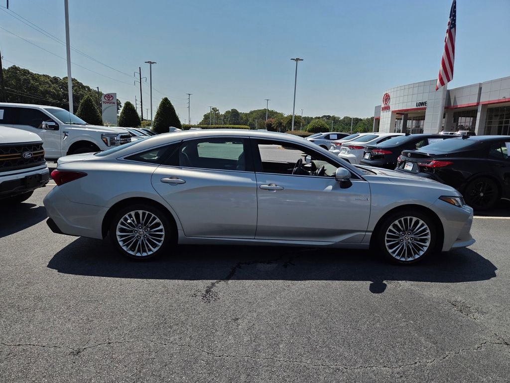 Used 2021 Toyota Avalon Hybrid Sedan