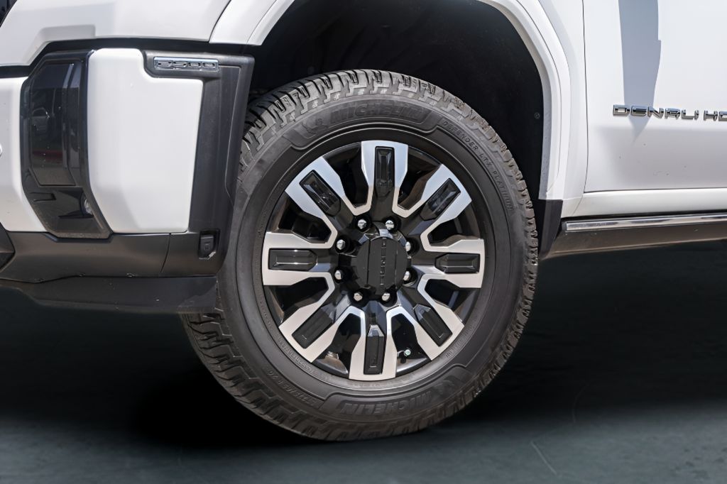 Used Car 2025 Gmc Sierra 2500hd  Denali Ultimate For Sale Under $90,000 In Austin, Texas