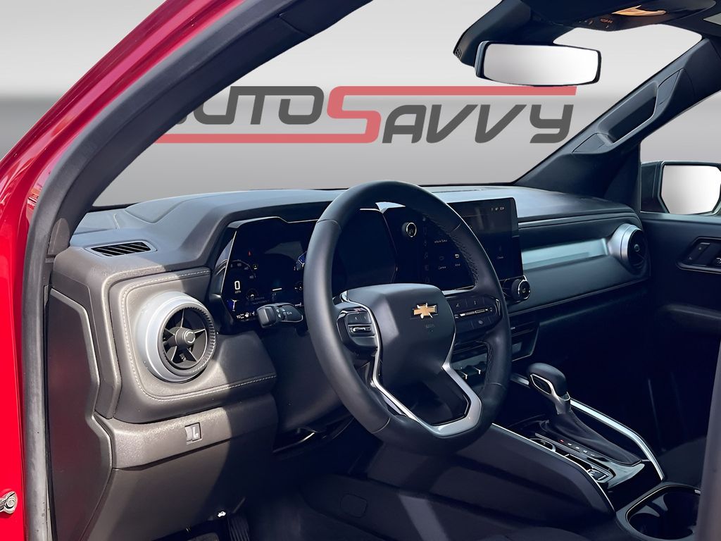 Used 2025 Red Chevrolet LT image 9