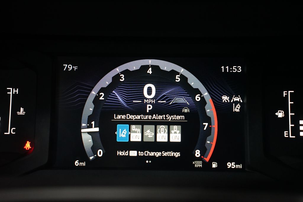 2025 Toyota Tacoma SR5 17