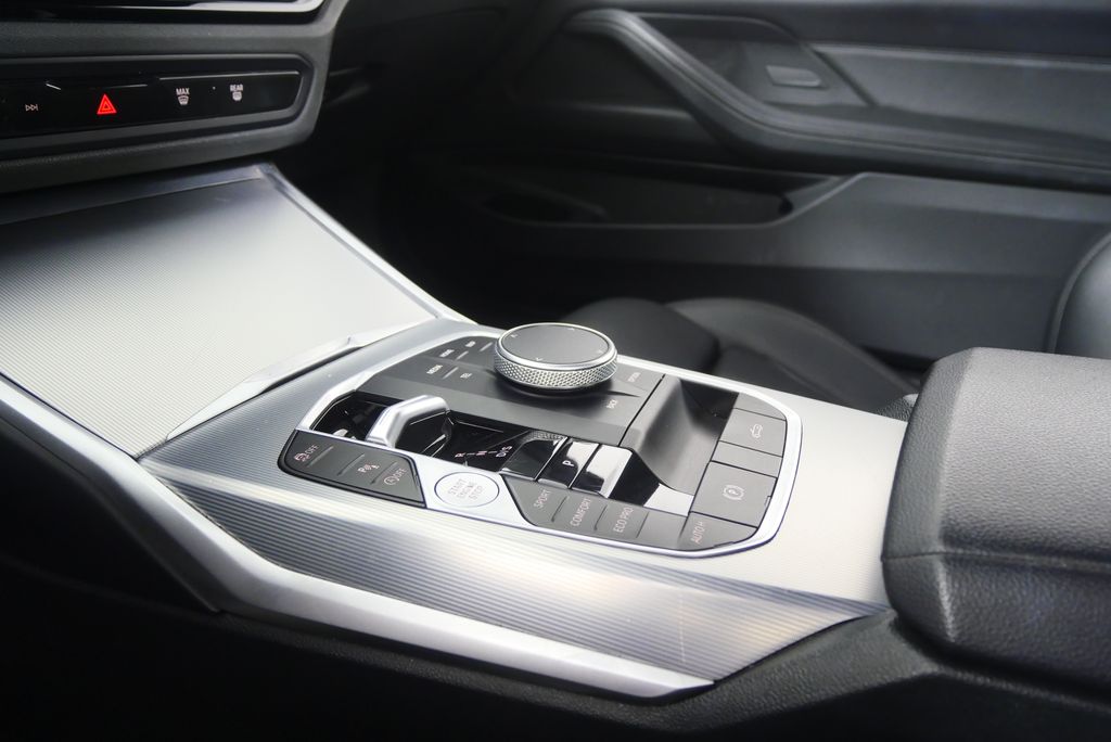 Thumbnail: 2024 BMW 4 Series - 17