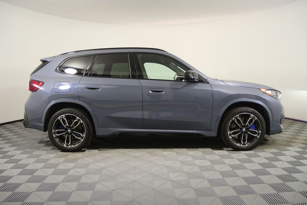 Thumbnail: 2025 BMW X1 - 2