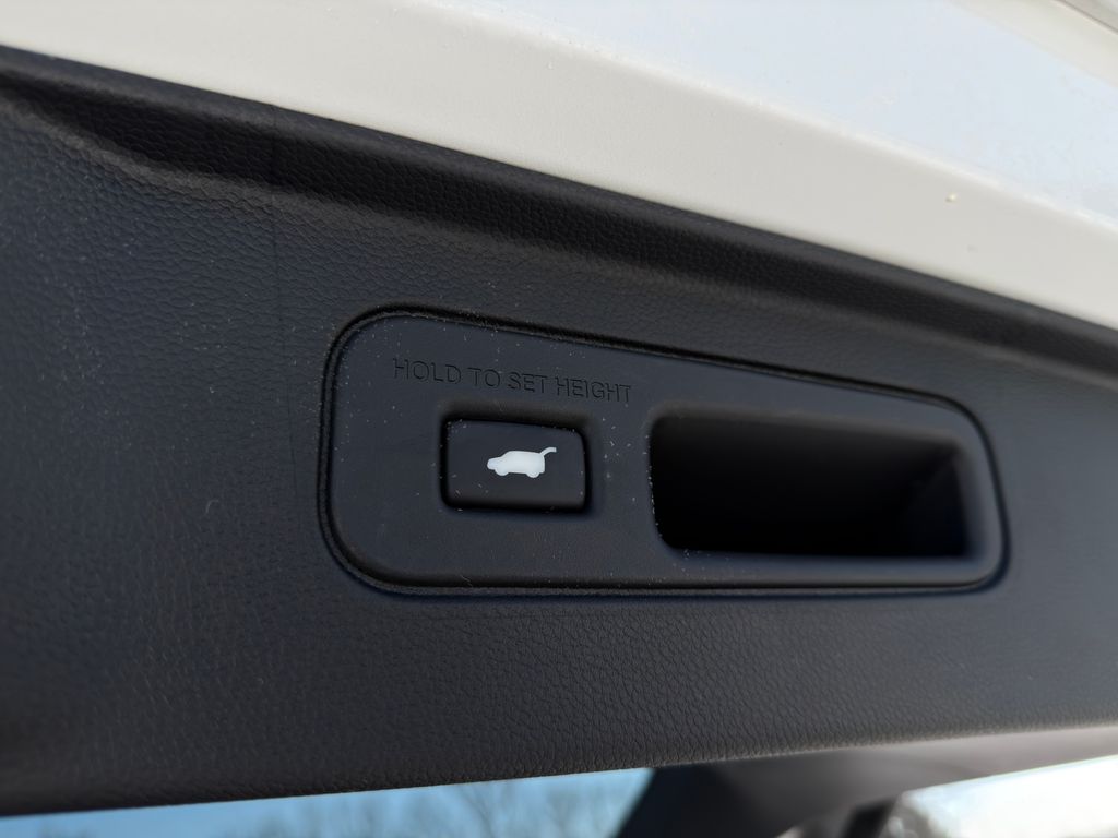 Thumbnail: 2026 Honda Pilot - 24