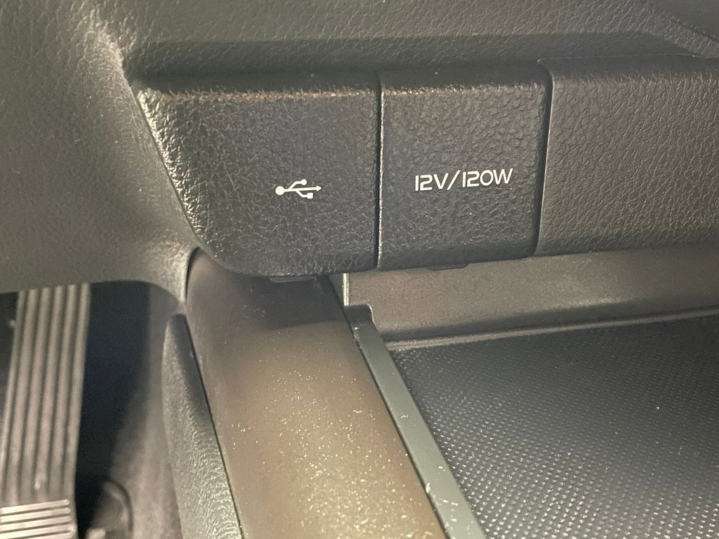 2024 Toyota Camry LE 28