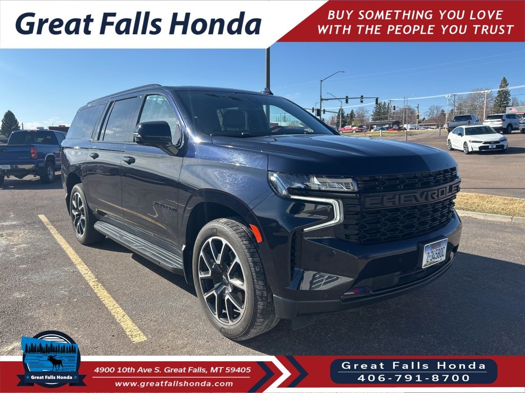 Midnight Blue Metallic 2022 Chevrolet Suburban RST 4WD SUV / Crossover Four-Wheel Drive Automatic